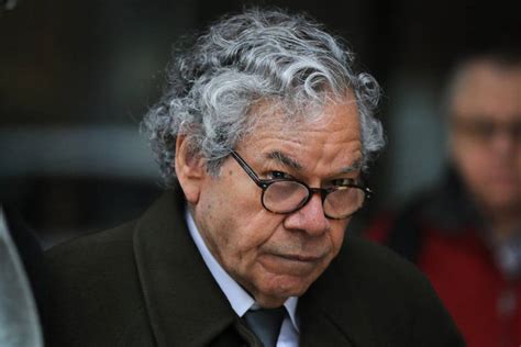 O que aconteceu John Kapoor de Máfia da Dor Sobre Sagas