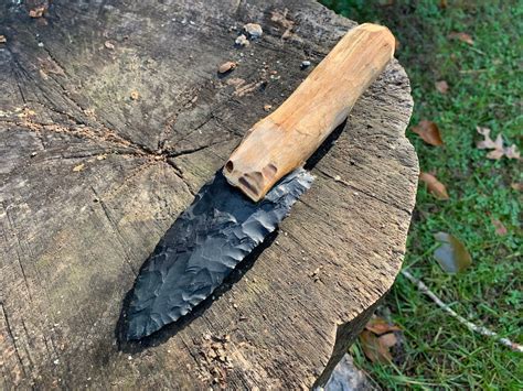 Flint Chert Stone Knife Blade On A Wooden Oak Handle Traditional