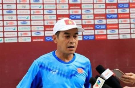 Profil Dinh The Nam Pelatih Timnas Vietnam U 19 Yang Tebar Ancaman