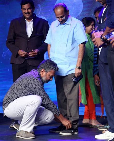 This Picture Of Ss Rajamouli Tying His Father Vijayendra Prasads