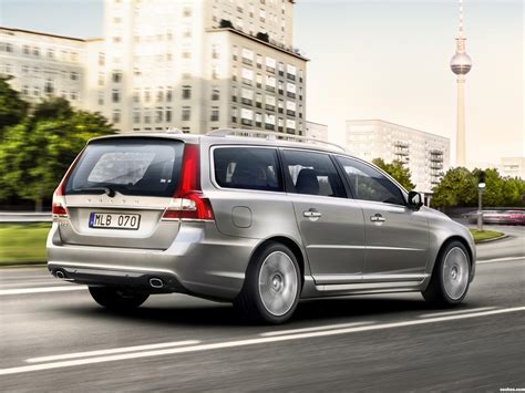 Fotos De Volvo V70 2013