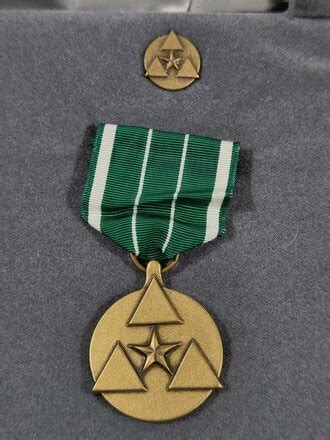 U S Cased Army Civilian Service Commendation Medal Set 40 00