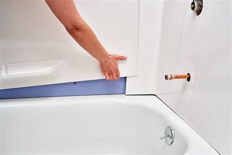 Cómo instalar paneles adhesivos para bañera o ducha BestHome365