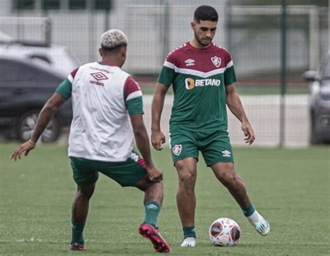 Fluminense Encaminha Empréstimo De Michel Araújo Ao São Paulo • Saudações Tricolores