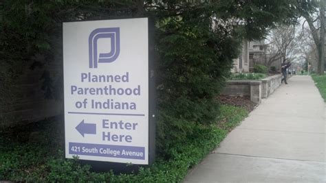 Photos Vandalism At Planned Parenthood In Bloomington Fox 59