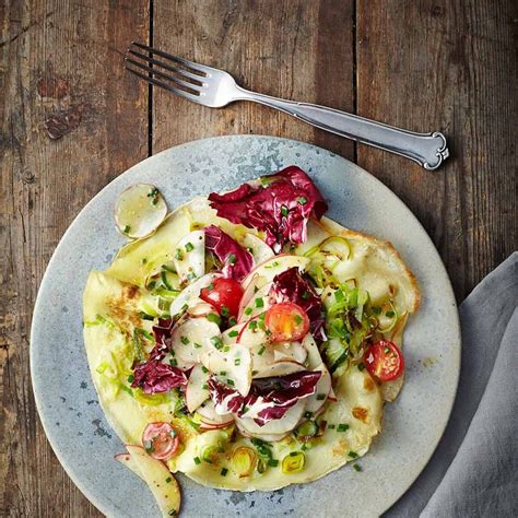 Lauchpfannkuchen Mit Topinambur Apfel Salat Rezept ESSEN UND TRINKEN