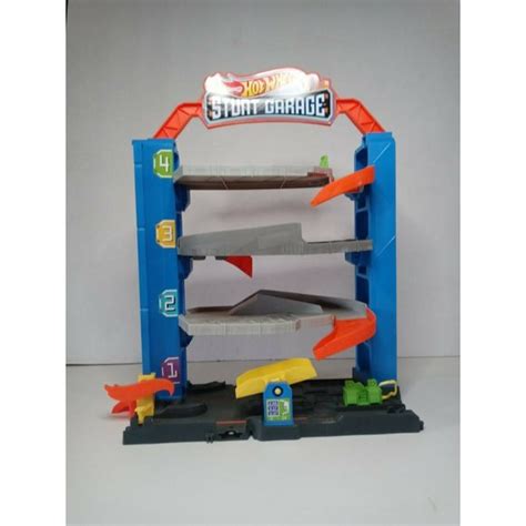 Hot Wheels Toys Hot Wheels Stunt Garage City Robo Beasts Pack Set Build 220 Set 20 Cars