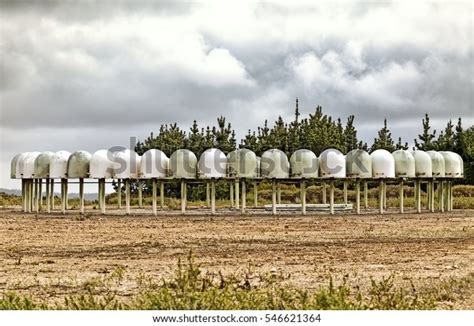 1 Omnidirectional Antenna Side Building Images, Stock Photos, 3D objects, & Vectors | Shutterstock