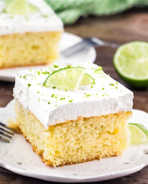 Key Lime Cake {Perfect for Summertime!} | Lil' Luna