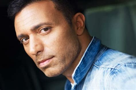 Mustafa Sandal - Facts, Bio, Career, Net Worth | AidWiki