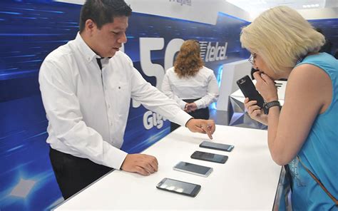 Telcel capta ingresos totales de servicios de telefonía celular en el