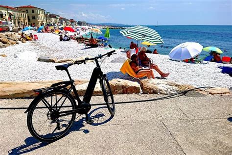 Pisa Tour By Bike The Road To The Sea