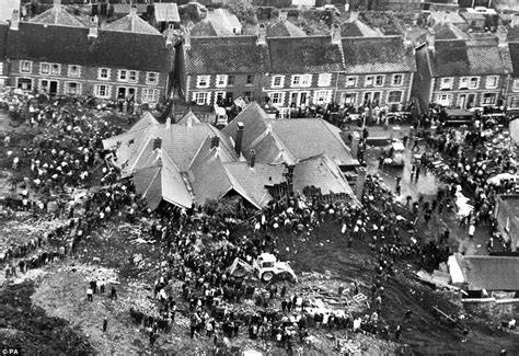 Pictures Show Full Horror Of Aberfan Junior School Disaster 50 Years