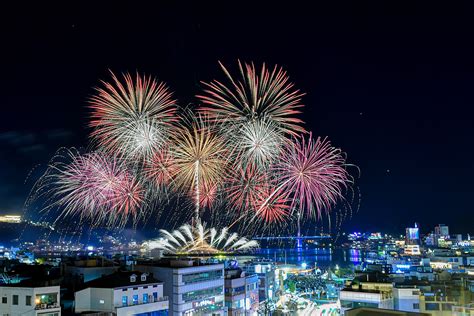 여수밤바다 불꽃축제 성료19만4000여 명 관람