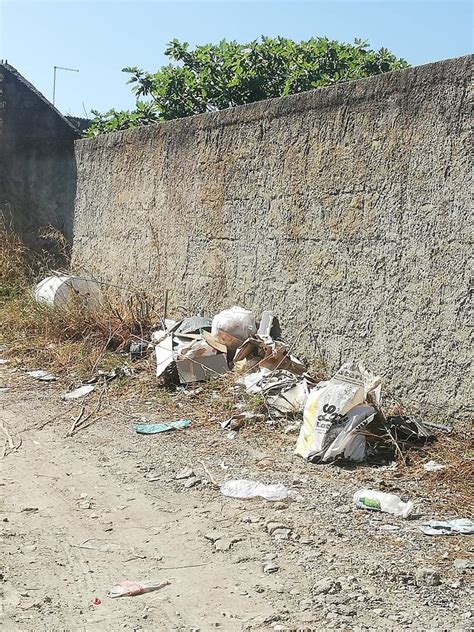 Reggio Calabria La Disastrose Condizioni Della Via Villaggio Limoneto