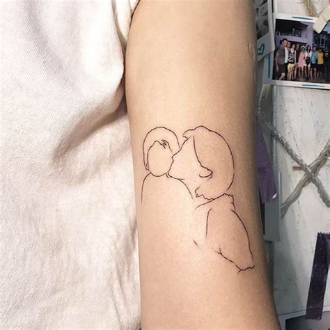 26 Delicate Line Tattoo Ideas Thatll Appeal To Your Inner Minimalist