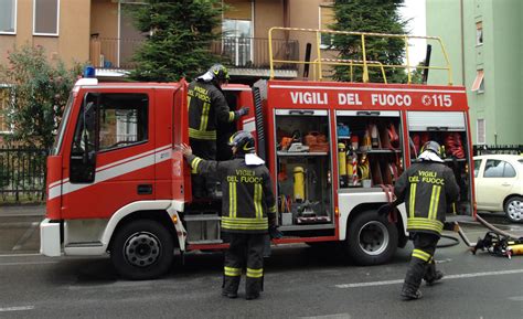 Esplosione E Incendio In Unabitazione Di Viale Ungheria Ferito Un Uomo