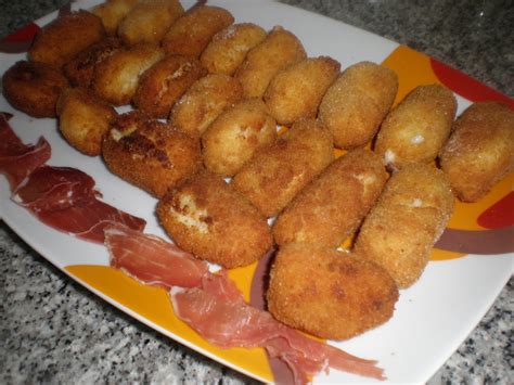 La cocina según Ereaga Croquetas de jamón y croquetas de atún