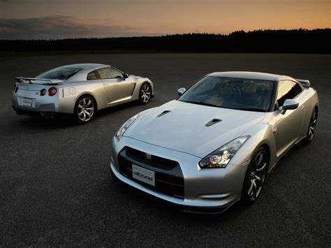 NISSAN GT-R - Sports Cars Photo (30473239) - Fanpop