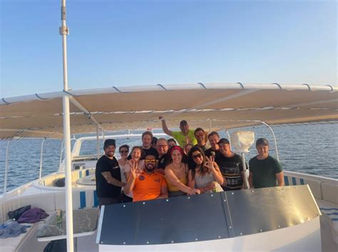 Aqaba Excursión de snorkel en barco por el Mar Rojo con almuerzo