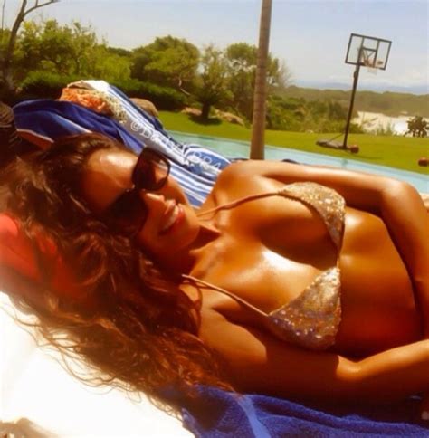 Kobe Bryants Wife In Bikini Telegraph