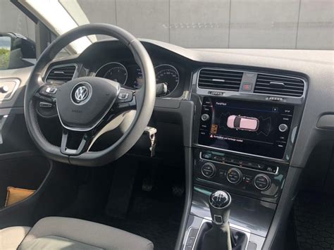 HITNO VW Golf VII 1 6 TDI R Line 1 Vlasnik 2019 Godina 2019 God