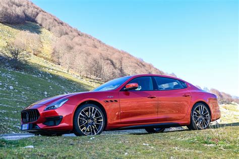 Maserati Quattroporte Trofeo La Prova Su Strada Autoblog