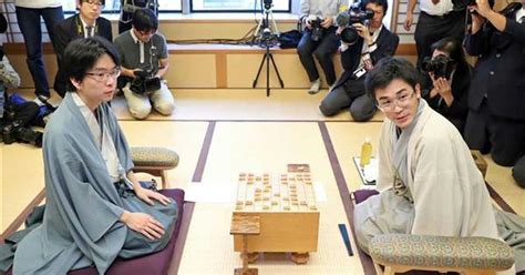 【勝負師たちの系譜】豊島棋聖が「王位戦」タイトル獲得 「群雄割拠時代」は2カ月で終焉（2 2ページ） Zakzak：夕刊フジ公式サイト