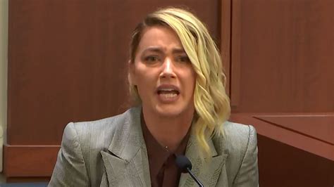 Amber Heard Cries On Stand Says Shes Getting Death Threats During