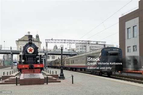 Old Black Train On The Station Platform Stock Photo - Download Image ...