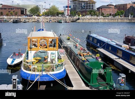 Liverpool United Kingdom May 16 2023 Beautiful Boat Houses Anchored