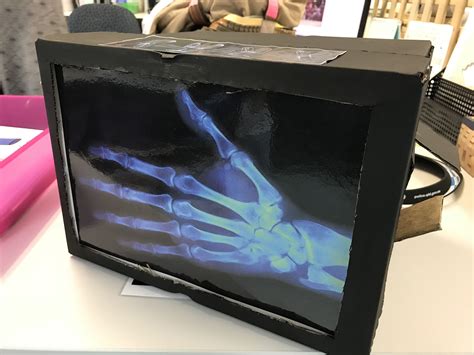 Easy Sensory Activity For Kids Make An X Ray Light Box Artofit