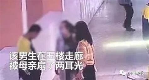 武汉一初中生教室玩扑克，被母亲扇耳光后跳楼身亡澎湃号·媒体澎湃新闻 The Paper