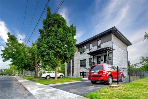 Triplex Vendre Rue Jean B Liveau Longueuil Le Vieux