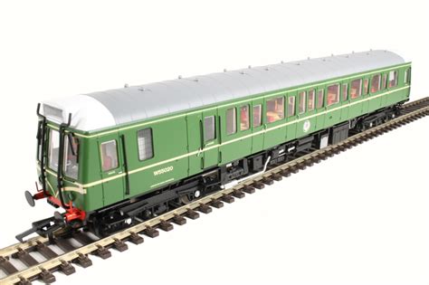 Dapol 4D 009 001 Class 121 Single Car DMU Bubblecar W55020 In BR Green