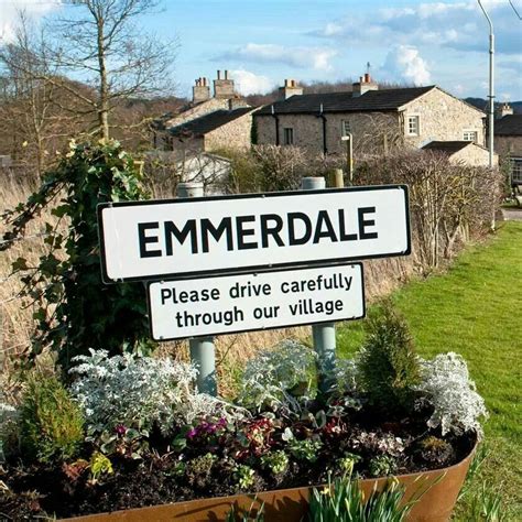 Emmerdale Village ITV Studios Tv Set Backstage Woolpack