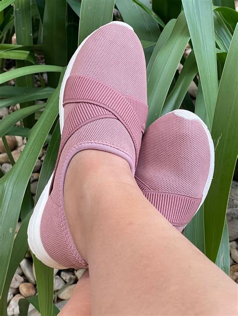 T Nis Slip On Nude T Nis Feminino Satinato Usado Enjoei