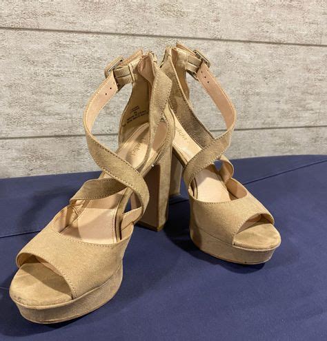 Limelight Nude Heels Tan Size 6 5 15 72 Off Retail From Maya