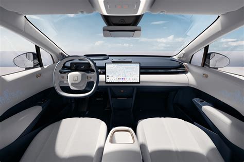 Zeekr X купить в Москве, цена от 3,115,000₽ - EN CARS