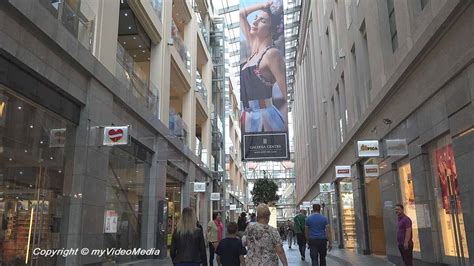 First steps in the center of Riga - Latvia - Travel Video Blog