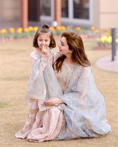 Aisha Khan And Daughter Mahnoor Stun In Glamorous Wedding Clicks