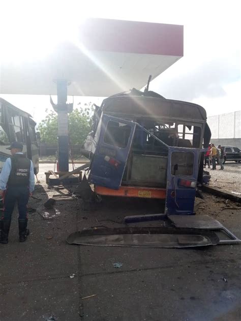 Héctor Sam0li Rodríguez on Twitter 6Mar Barquisimeto Una buseta