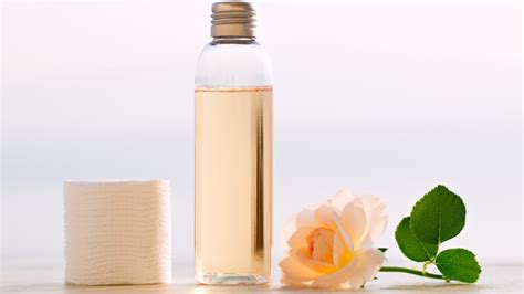 What Is Toner 6 Reasons You Should Add Face Toner To Your Skin Care