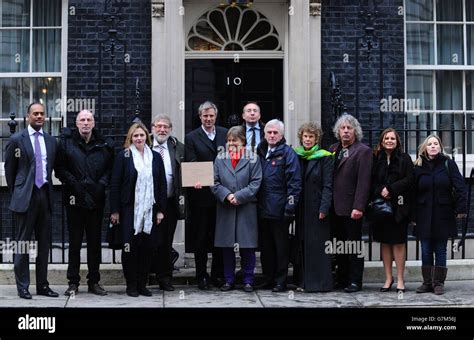 Heathrow third runway protest Stock Photo - Alamy