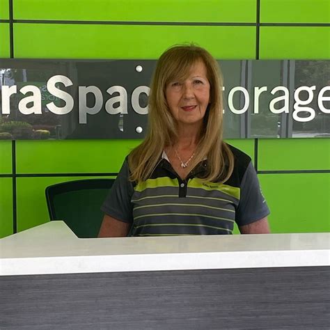 Laurie Montanaro Celebrates 25 Years With Extra Space Storage