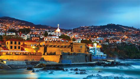 Roteiro Do Funchal O Que Visitar Onde Comer E Dormir Bestguide Portugal