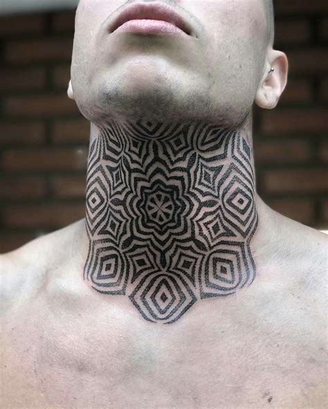 Ericstricker Tatuaje Mandala En El Cuello Cool Tattoos Cool Tattoos