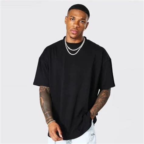 Round Black Oversized T Shirt Half Sleeves Plain At Rs 200 Piece In