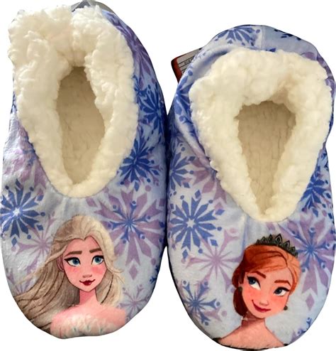 Disney Frozen 2 Fuzzy Babba Slipper Socks Girls Sizes 2t 3t