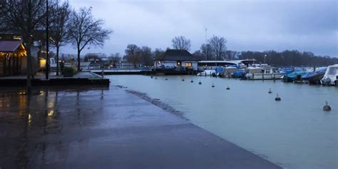 Hochwasser Lage Im Kanton Bern Bleibt Angespannt